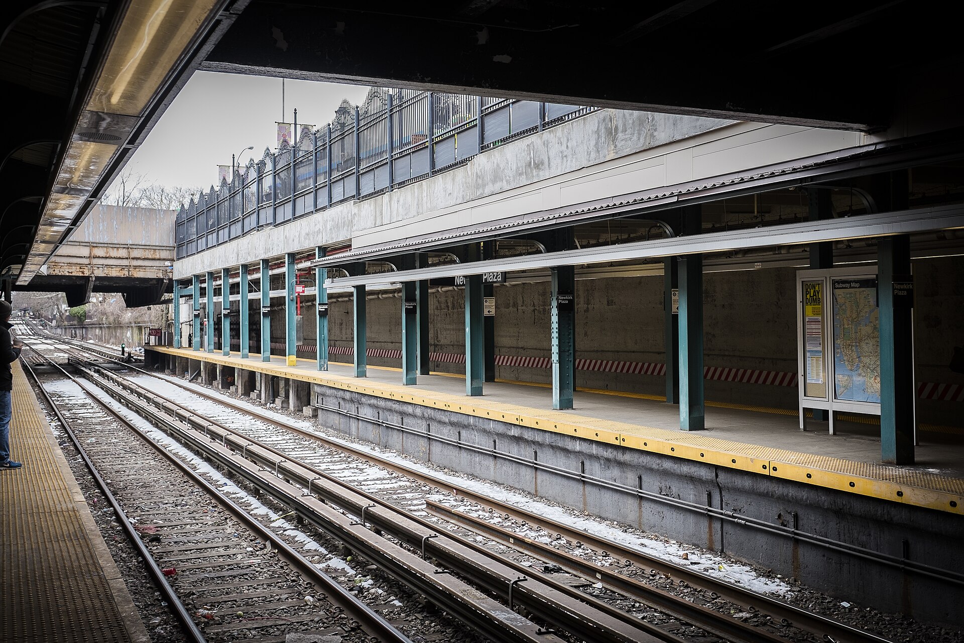 Newkirk Plaza station